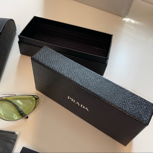 NEW Prada Green Irregular 66mm Cat Eye Sunglasses - Picture 8 of 8